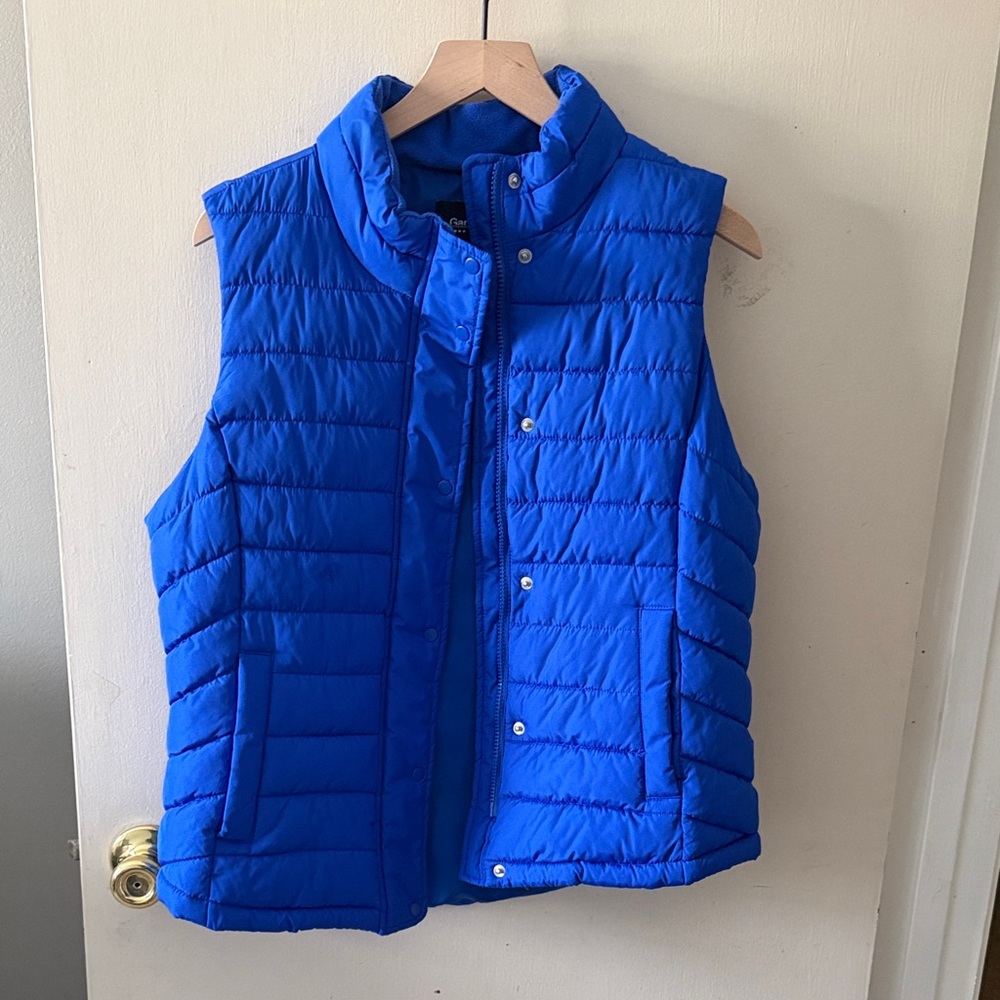 GAP Blue Puffer Vest